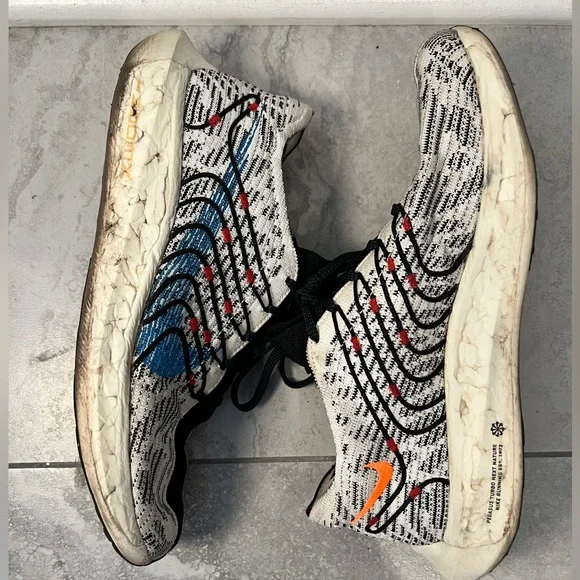 Mens size 10.5 Nike Pegasus turbo - Picture 4 of 7